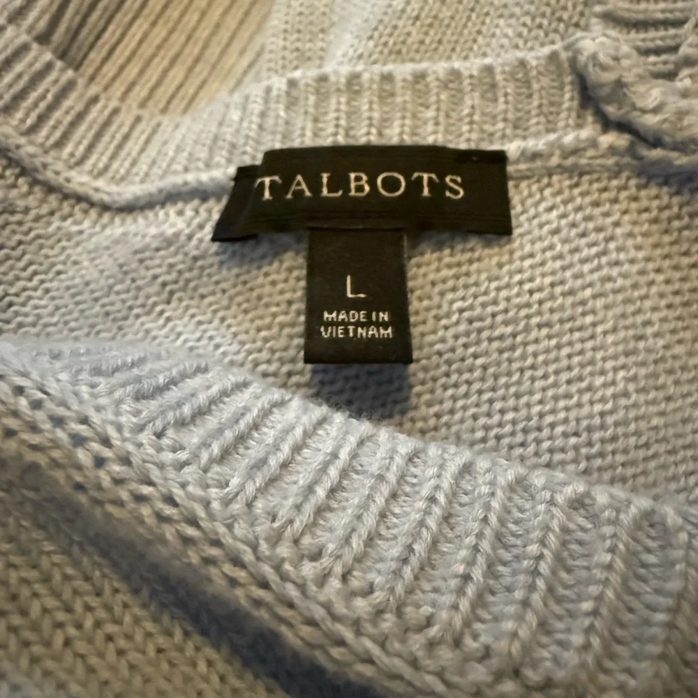 Talbots Pima Cotton Powder Blue V-Neck 3/4 Sleeves Sweater With Bow Detail Back - Picture 2 of 4